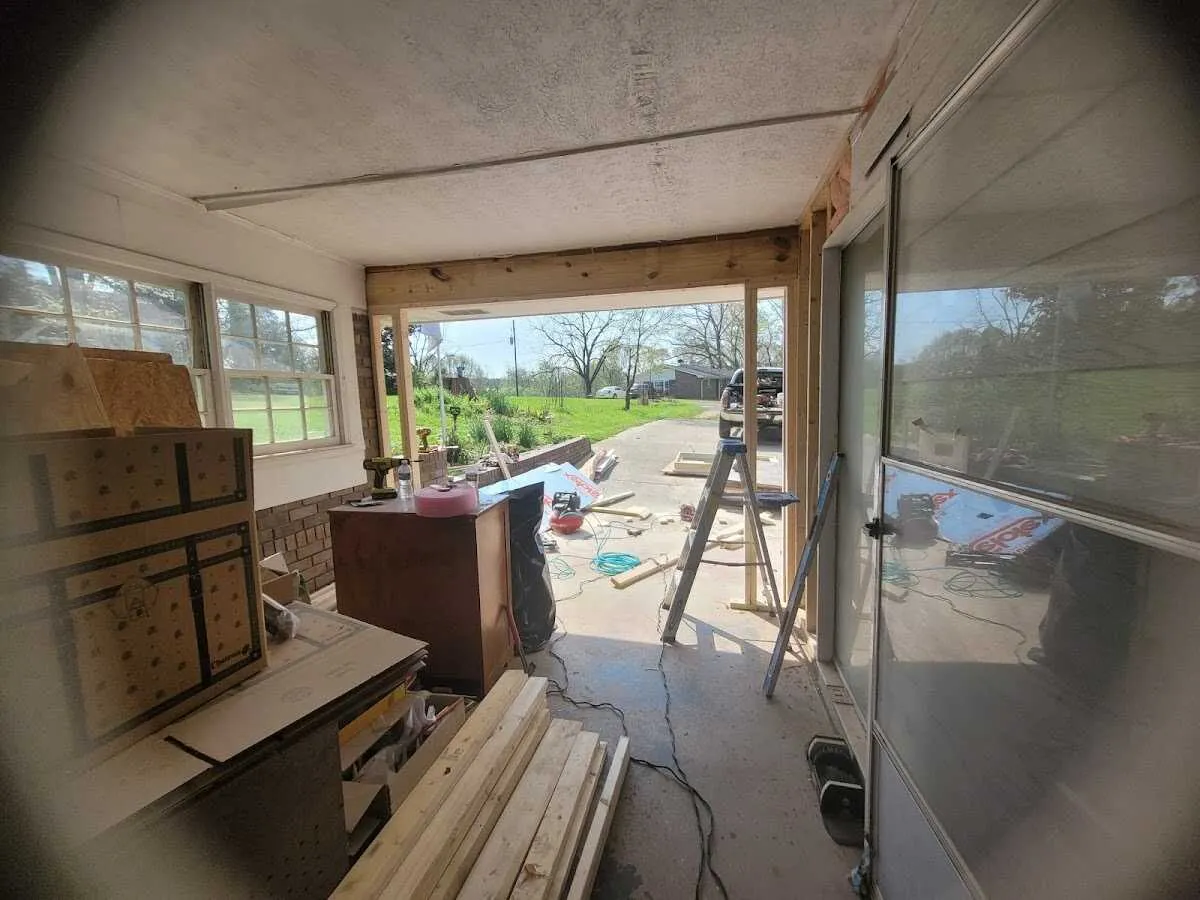 Air movers and dehumidifier for Water Mitigation Services in Burtonsville